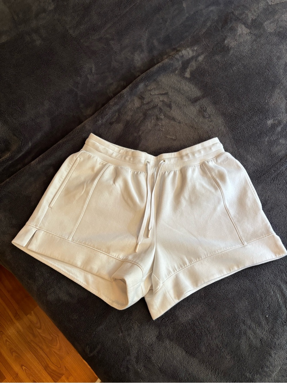 Women’s White DSG Thick Shorts, Size Medium